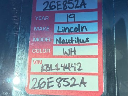 Used 2019 Lincoln Nautilus Black Label w/ Cargo Utility Package AWD/4WD image 25