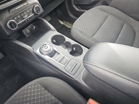 Used 2025 Ford Escape Active AWD/4WD image 31