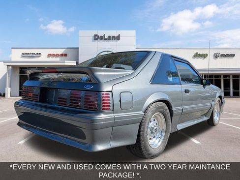 Used 1989 Ford Mustang GT RWD image 3