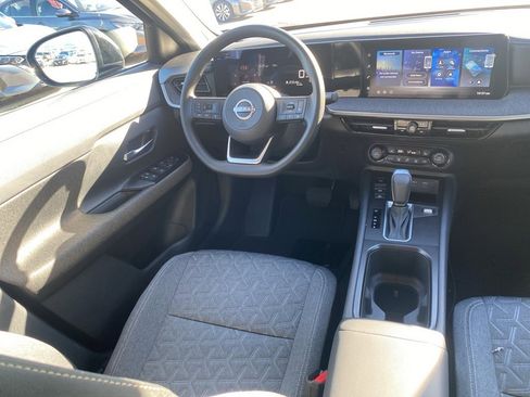 New 2026 Nissan Kicks SV w/ SV Premium Package image 19