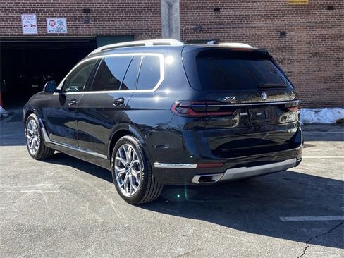 Certified 2023 BMW X7 xDrive40i w/ Parking Assistance Package image 7