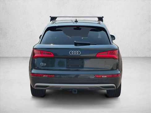Used 2019 Audi Q5 2.0T Premium Plus w/ Premium Plus Package AWD/4WD image 6