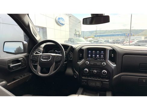 Used 2021 GMC Sierra 1500 Denali w/ Driver Alert Package II AWD/4WD image 12