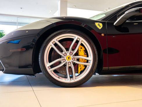 Certified 2016 Ferrari 488 GTB RWD image 3