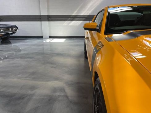 Used 2013 Ford Mustang Boss 302 w/ Boss 302 Accessory Pkg RWD image 7