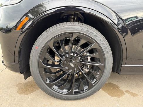 New 2026 Lincoln Aviator Reserve AWD/4WD image 12