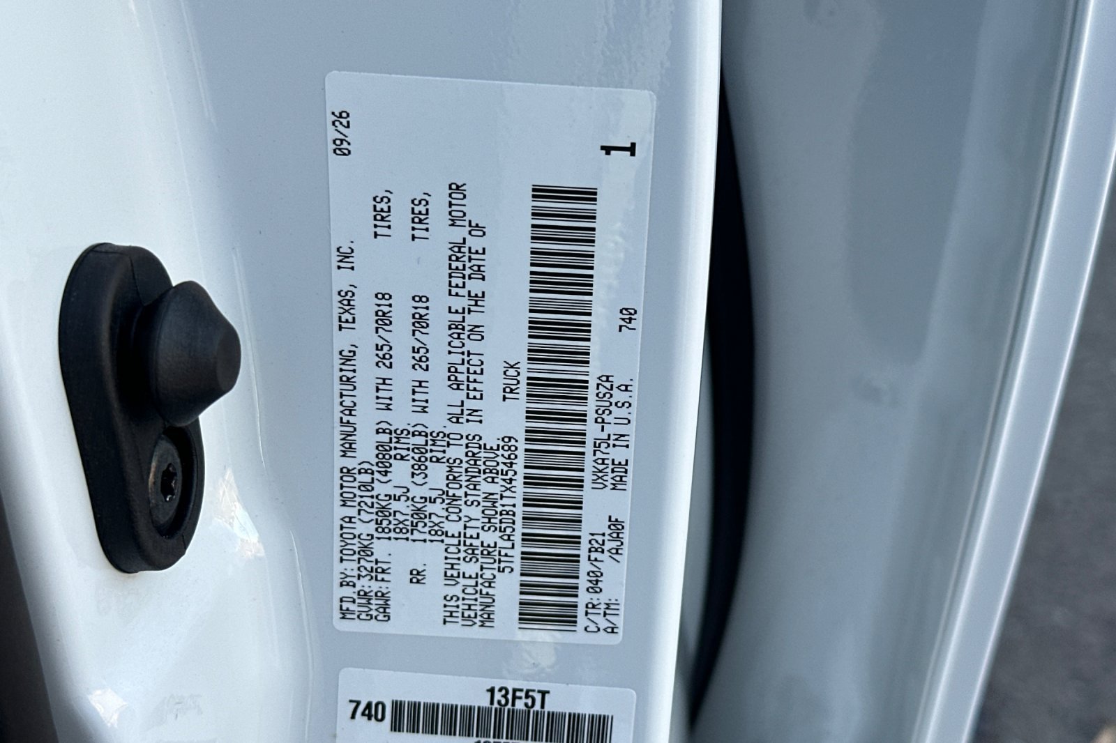 New 2026 Toyota Tundra SR5 w/ TRD Off-Road Package AWD/4WD image 33