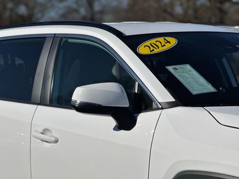 Used 2024 Toyota RAV4 XLE image 7