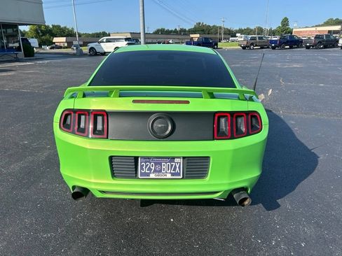 Used 2013 Ford Mustang GT Premium w/ Electronics Pkg RWD image 6
