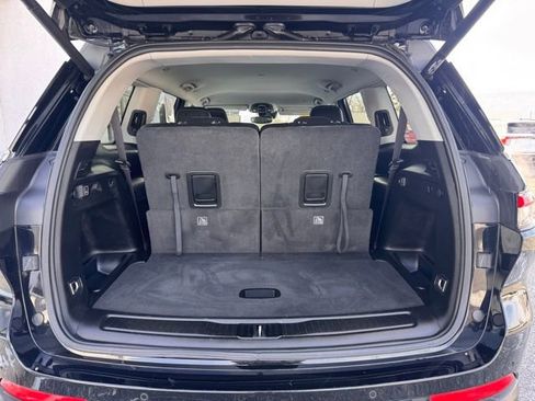 Used 2023 Jeep Grand Cherokee L Limited image 6