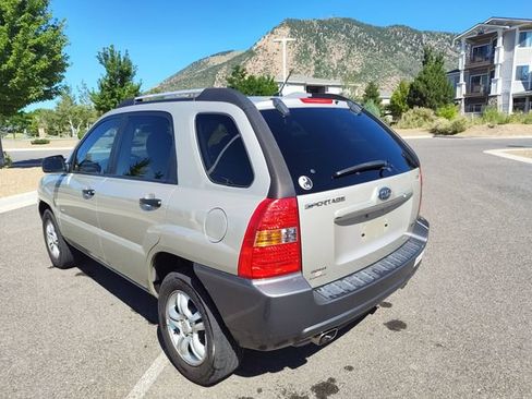 Used 2008 Kia Sportage LX AWD/4WD image 5
