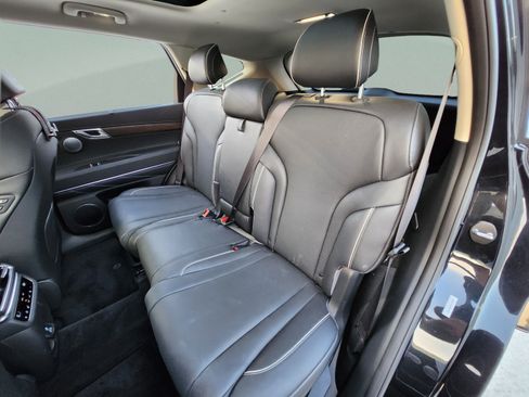 Used 2025 Genesis GV80 2.5T Prestige AWD/4WD image 24