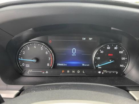 Used 2022 Ford Explorer XLT w/ Equipment Group 202A image 25