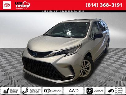 Certified 2022 Toyota Sienna XSE