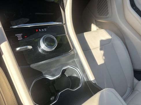 Used 2025 Jeep Grand Cherokee Limited image 20