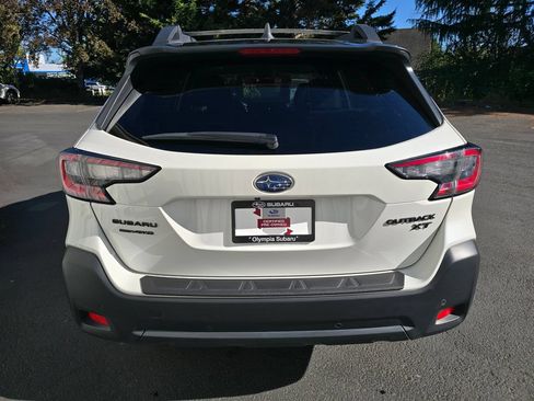 Certified 2025 Subaru Outback Onyx Edition XT AWD/4WD image 5