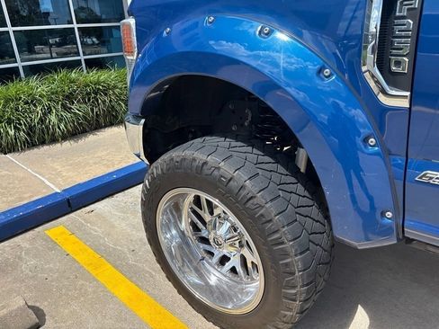 Used 2022 Ford F250 Lariat w/ Lariat Value Package AWD/4WD image 7