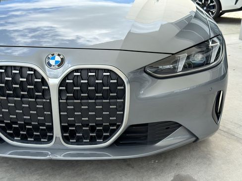 Used 2025 BMW 430i Convertible w/ Premium Package RWD image 11