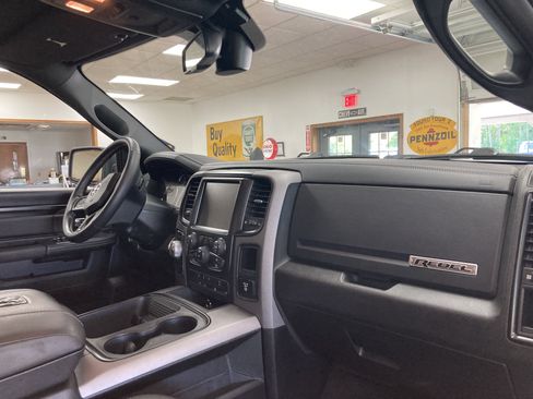 Used 2017 RAM 1500 Rebel w/ Luxury Group AWD/4WD image 22