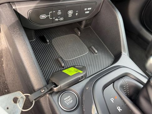 New 2025 Kia K4 EX image 29
