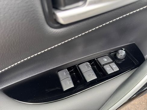 Used 2024 Toyota Corolla XSE image 17