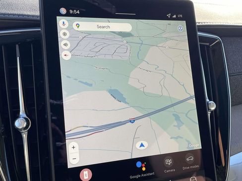 New 2026 Volvo XC90 B6 Ultra image 17