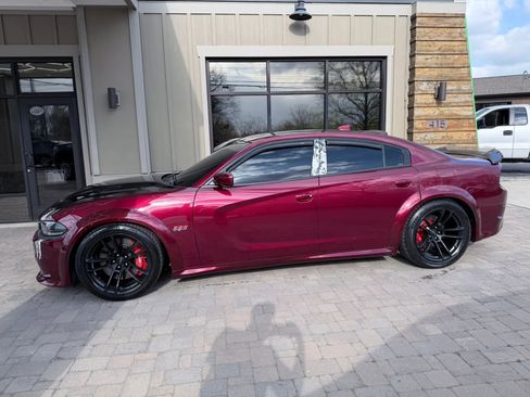 Used 2019 Dodge Charger Scat Pack w/ Dynamics Package image 3
