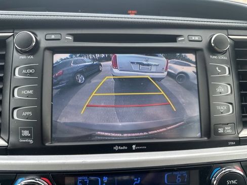 Used 2015 Toyota Highlander Limited Platinum image 20