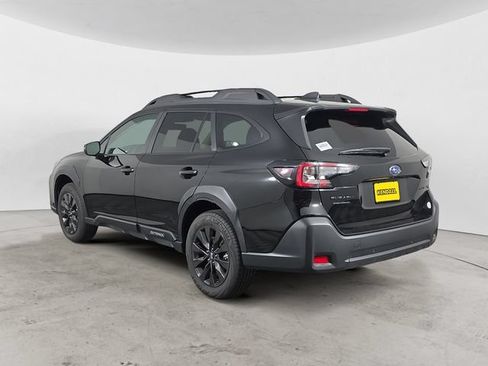 Certified 2025 Subaru Outback Onyx Edition AWD/4WD image 7