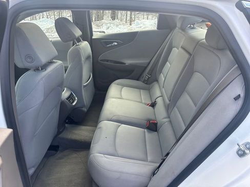 Used 2024 Chevrolet Malibu LT FWD image 10