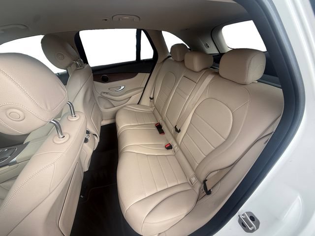Used 2022 Mercedes-Benz GLC 300 4MATIC image 22