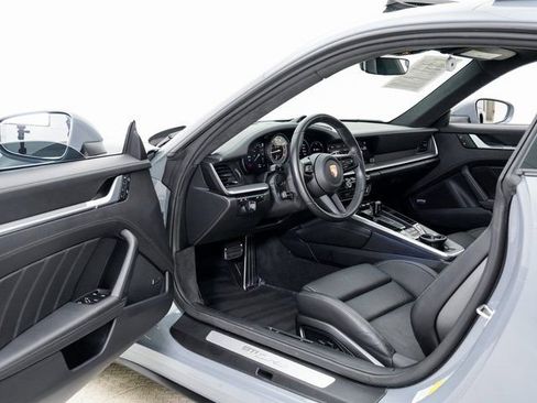 Certified 2023 Porsche 911 Turbo image 7