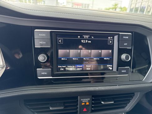 Used 2020 Volkswagen Jetta R-Line FWD image 24