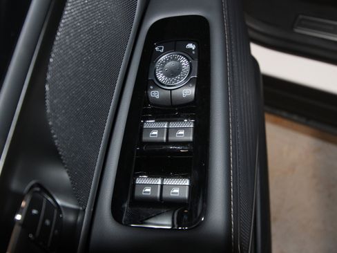 New 2026 Lincoln Nautilus Premier image 5