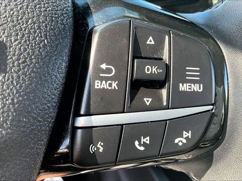 Used 2022 Ford Escape SE w/ Cold Weather Package image 11