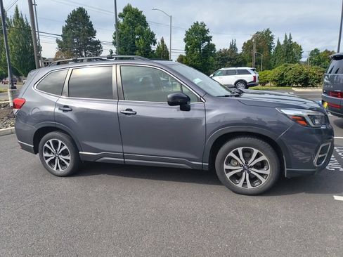Used 2021 Subaru Forester Limited w/ Popular Package #3 AWD/4WD image 2