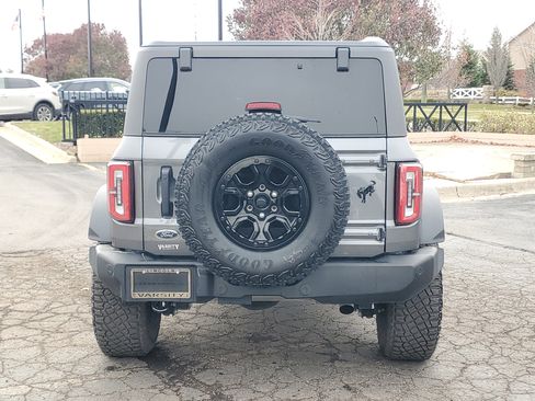 Used 2024 Ford Bronco Wildtrak image 5