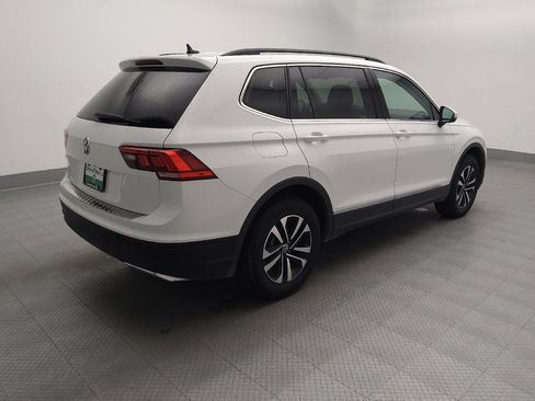 Used 2021 Volkswagen Tiguan SEL FWD image 10
