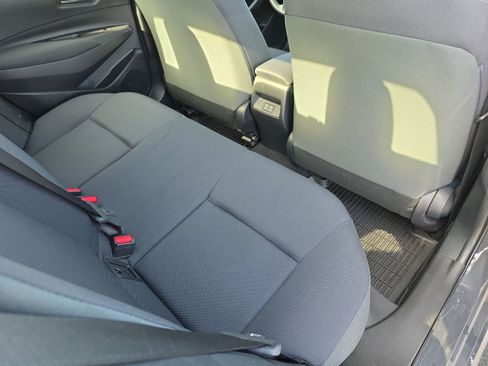 Used 2023 Toyota Corolla LE w/ LE Premium Package image 11