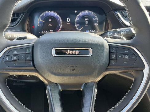 New 2026 Jeep Grand Cherokee Limited Reserve AWD/4WD image 12