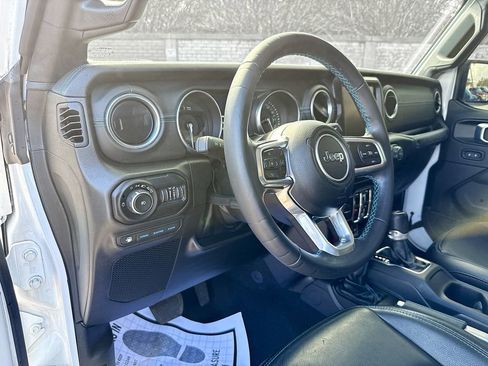 Used 2021 Jeep Wrangler Unlimited Rubicon 4xe image 10