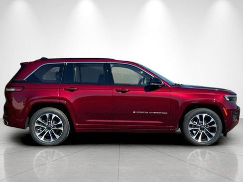 New 2024 Jeep Grand Cherokee Overland w/ Trailer Tow Package AWD/4WD image 3