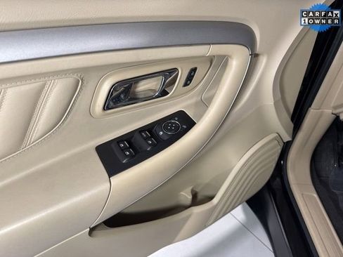 Used 2018 Ford Taurus SE image 8