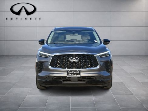 Used 2023 INFINITI QX60 Luxe w/ Cargo Package AWD/4WD image 2