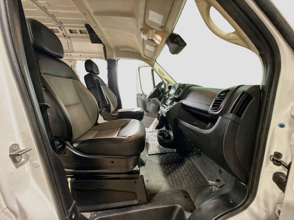 Used 2025 RAM ProMaster 2500 w/ Convenience Group FWD image 26