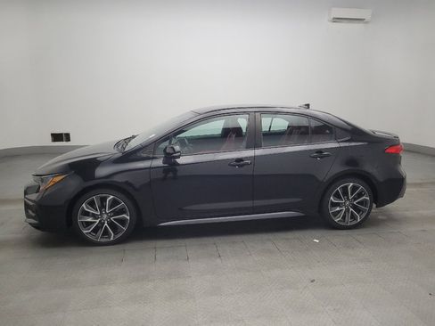 Used 2021 Toyota Corolla SE FWD image 2