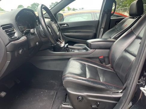 Used 2024 Dodge Durango GT RWD image 2