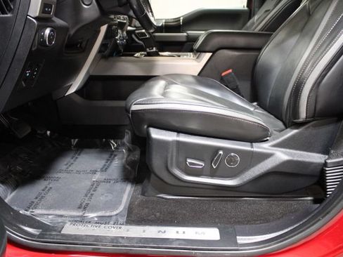 Used 2019 Ford F150 Platinum w/ Equipment Group 701A Luxury AWD/4WD image 19