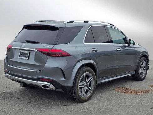 Used 2026 Mercedes-Benz GLE 450e 4MATIC image 3