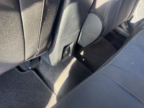 Used 2019 Ford EcoSport SE w/ SE Convenience Package image 26